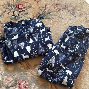Old Navy Blue and White Winter Pajama Set